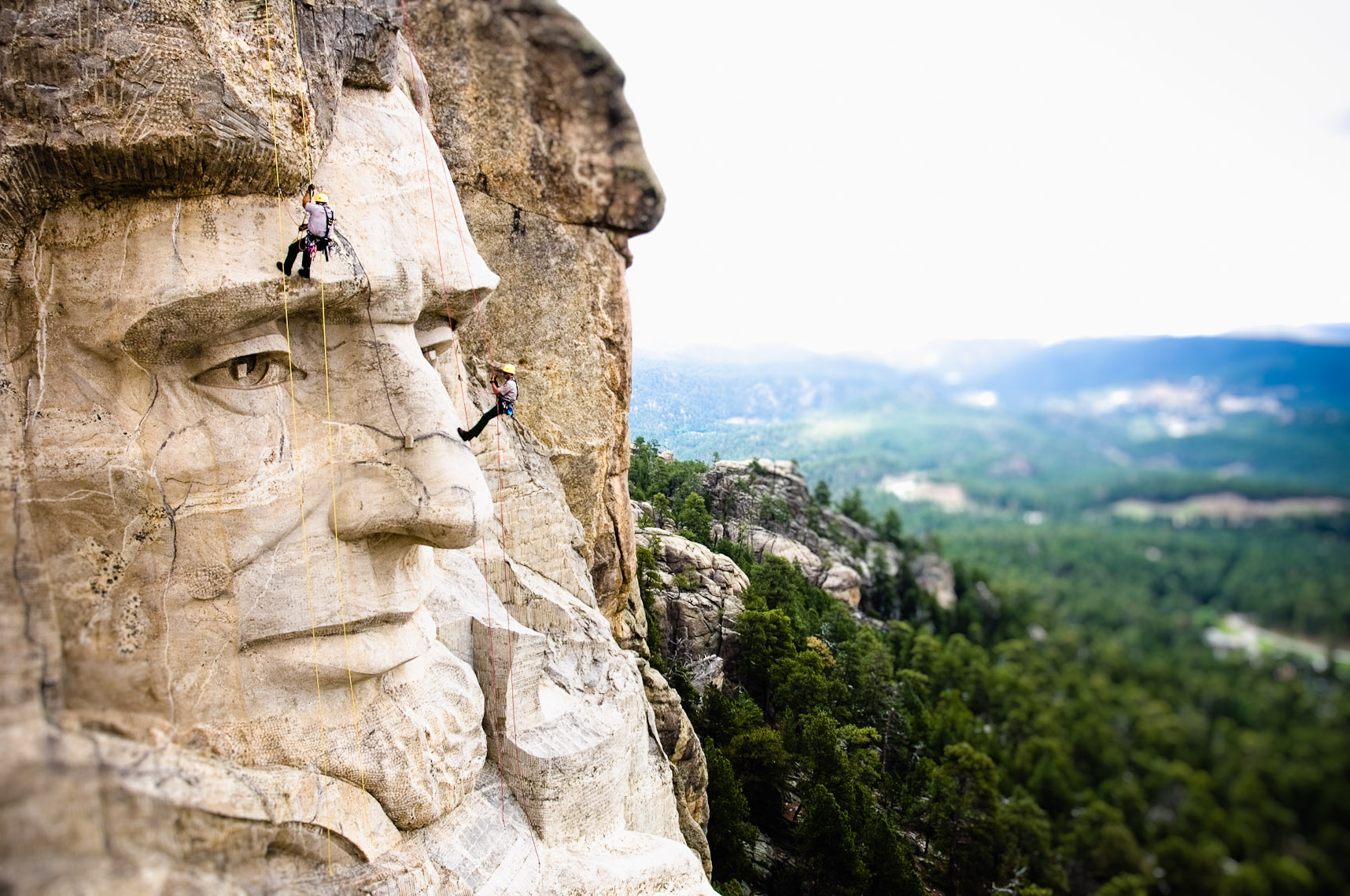 Kevin Steele - unique photo on the faces of  Mount Rushmore